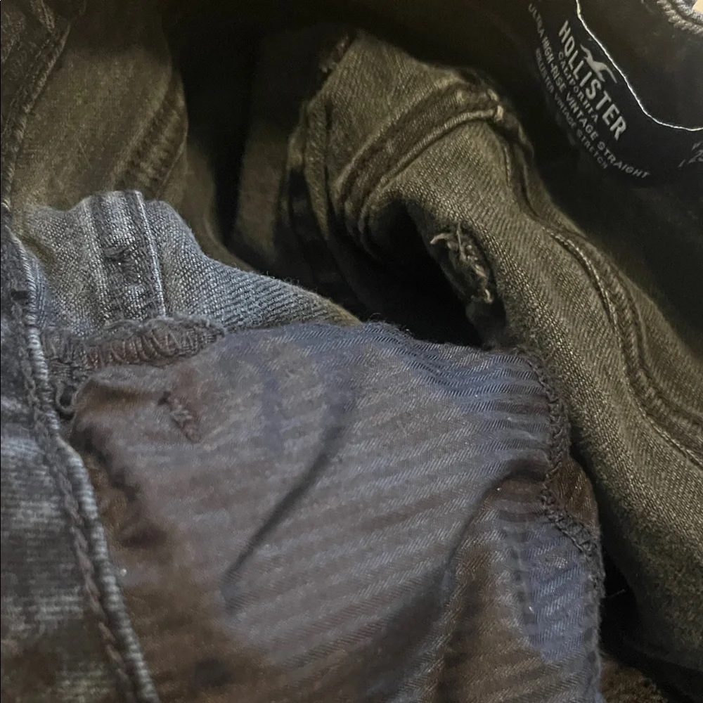 Distressed Hollister 17S Black Women's Jeans w33 L25